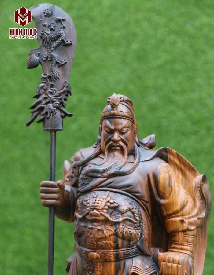 tượng Quan Công chống đao gỗ mun hoa đục sắc nét tượng Quan Công chống đao gỗ mun hoa đục sắc nét