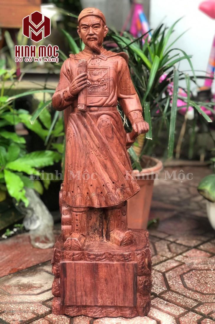 Tượng Trần Hưng Đạo gỗ cẩm Tượng Trần Hưng Đạo gỗ cẩm