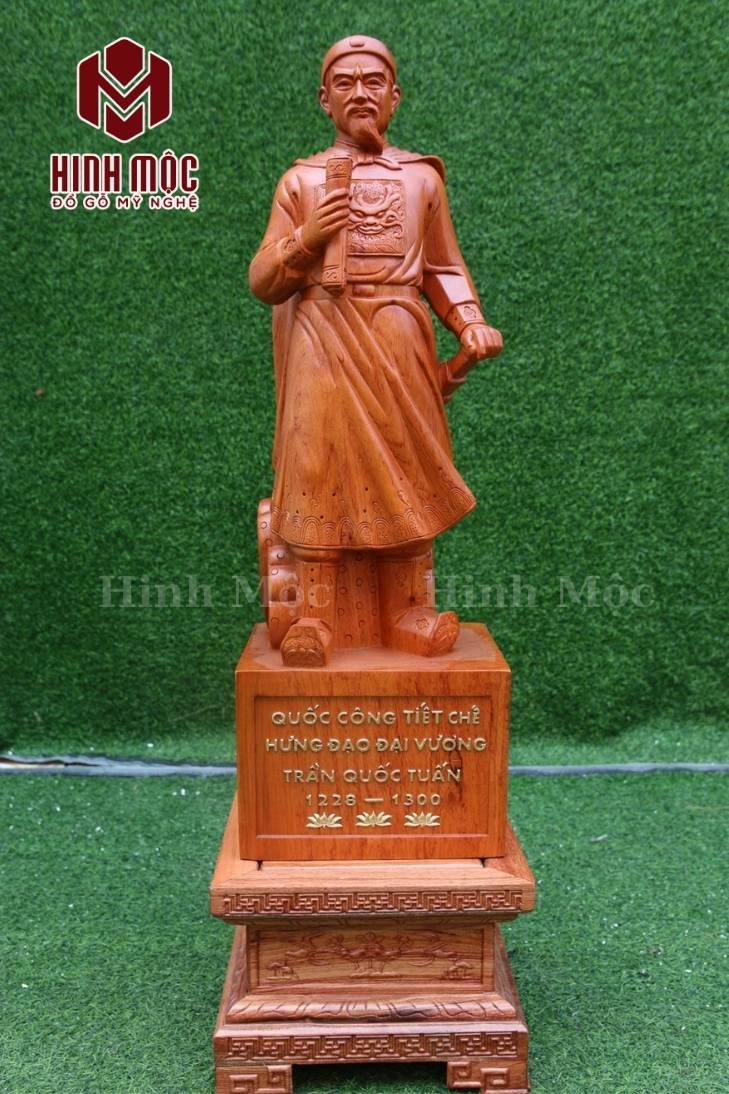 Tượng Trần Hưng Đạo gỗ hương Tượng Trần Hưng Đạo gỗ hương