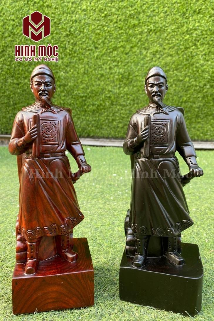 Tượng Trần Hưng Đạo gỗ trắc Tượng Trần Hưng Đạo gỗ trắc