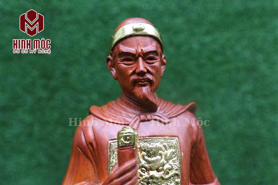 Tượng Trần Quốc Tuấn gỗ hương mạ vàng 5 Tượng Trần Quốc Tuấn gỗ hương mạ vàng 5