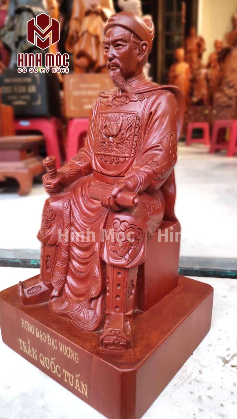 tượng Trần Quốc Tuấn ngồi ngai gỗ hương 3 tượng Trần Quốc Tuấn ngồi ngai gỗ hương 3
