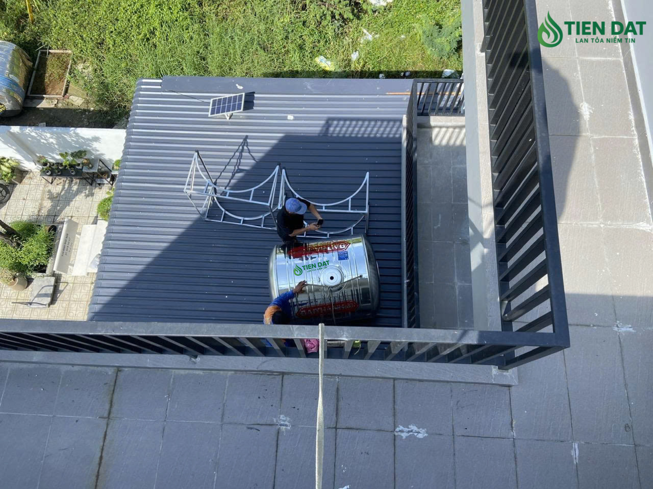 dịch vụ kéo bồn nước inox dịch vụ kéo bồn nước inox