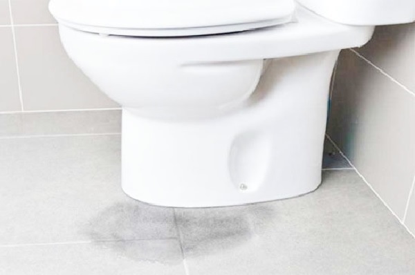 Xử lý bồn cầu bị rỉ nước