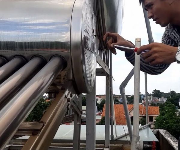 Lắp đặt bình bảo ôn