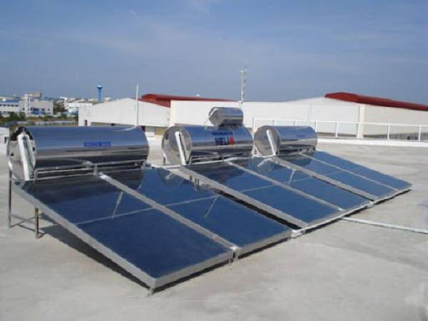 Chi phí lắp đặt máy nước nóng năng lượng mặt trời