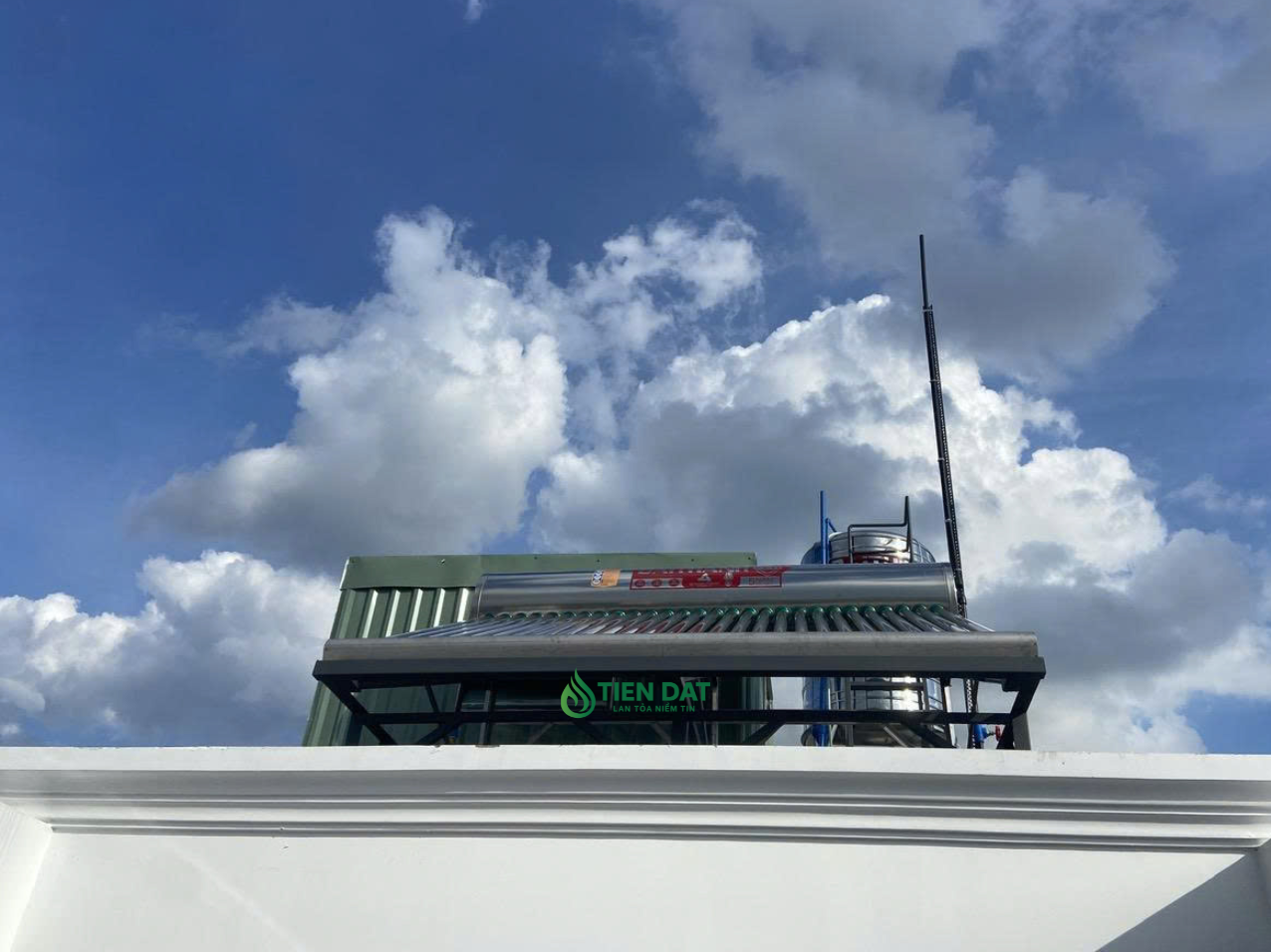 Công trinh giao lắp máy nước nóng Đại Thành Gold 300L Công trinh giao lắp máy nước nóng Đại Thành Gold 300L