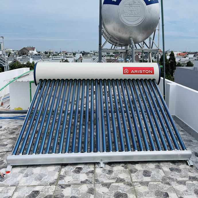 giá máy năng lượng mặt trời Ariston giá máy năng lượng mặt trời Ariston