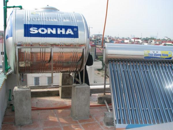 Mua máy nước nóng năng lượng mặt trời nào là phân vân của nhiều người