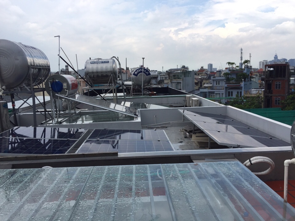 Hệ thống máy nước nóng năng lượng mặt trời