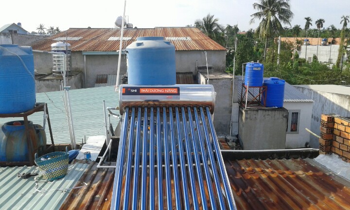 Máy nước nóng năng lượng mặt trời Thái Dương Năng – tập đoàn Sơn Hà