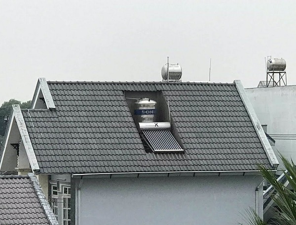 Lắp bồn nước trong mái nhà giúp đảm bảo độ bền của sản phẩm