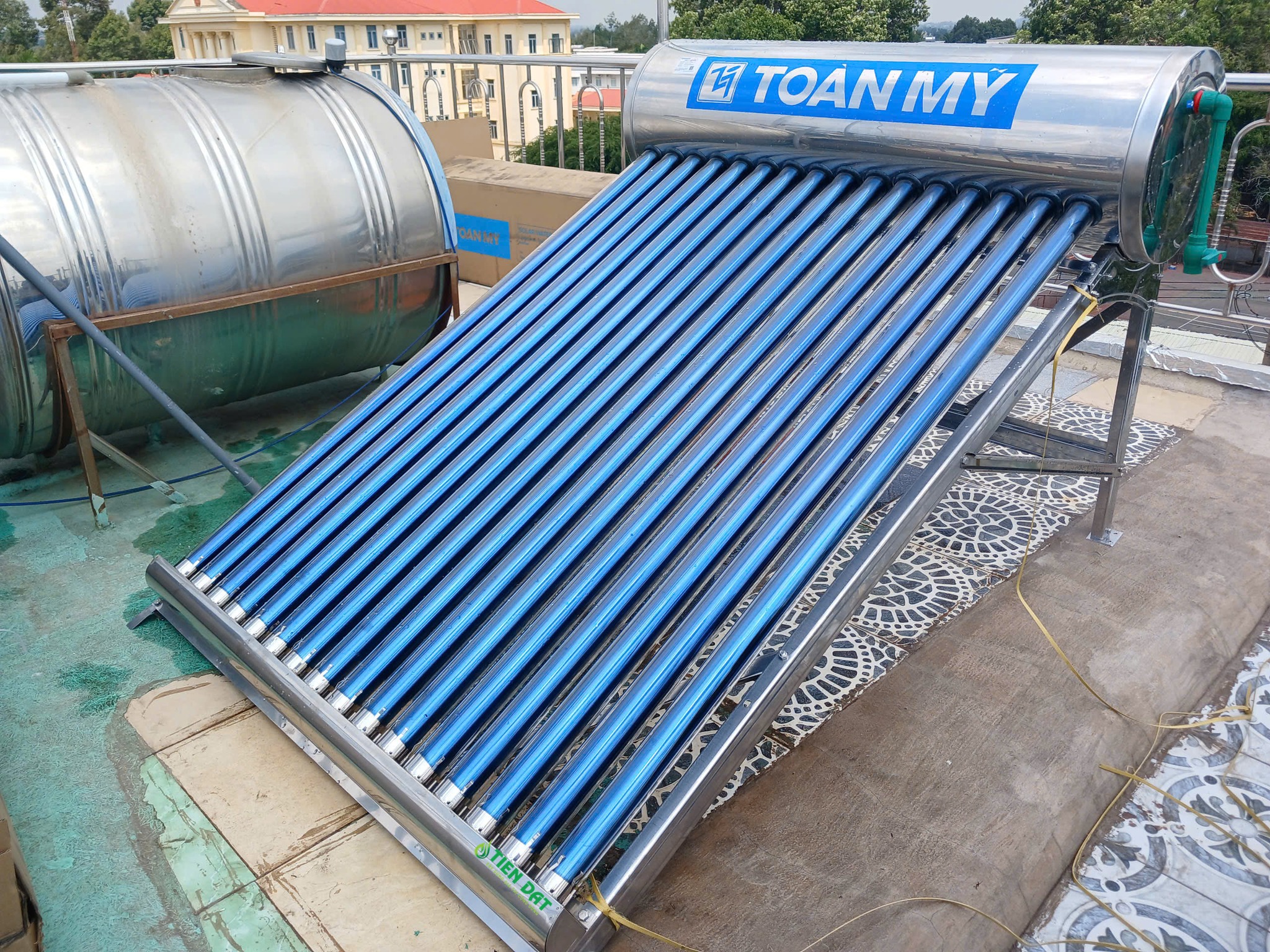 Mua máy năng lượng mặt trời Toàn Mỹ tặng kèm phụ kiện chính hãng tại Chợ Lớn Mua máy năng lượng mặt trời Toàn Mỹ tặng kèm phụ kiện chính hãng tại Chợ Lớn