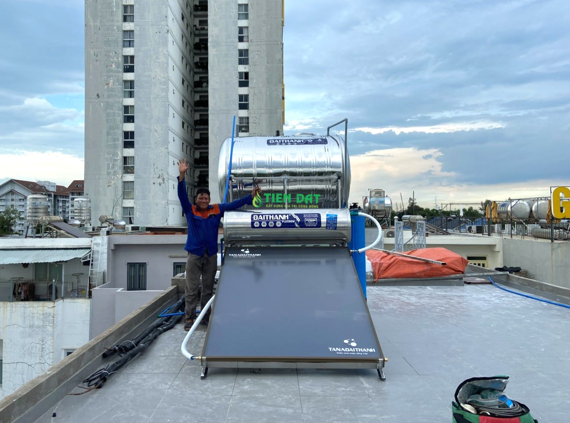 Mua máy năng lượng mặt trời Đại Thành tại phường Khánh Hội giao lắp tận nơi giá tốt Mua máy năng lượng mặt trời Đại Thành tại phường Khánh Hội giao lắp tận nơi giá tốt