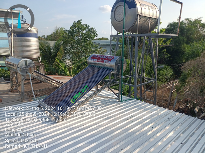 máy nước nóng năng lượng mặt trời loại nhỏ máy nước nóng năng lượng mặt trời loại nhỏ