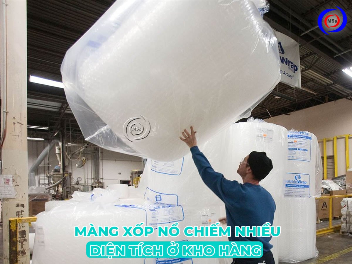 màng xốp nổ chiếm diện tích kho hàng màng xốp nổ chiếm diện tích kho hàng