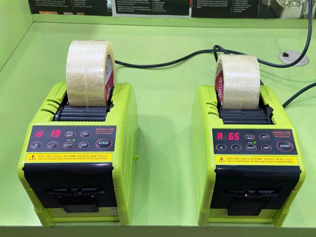 máy cắt băng keo gấp mép để bàn RT-9000F máy cắt băng keo gấp mép để bàn RT-9000F