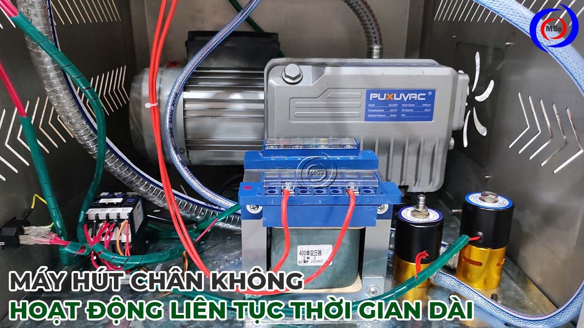 Động cơ bên trong của máy hút chân không công nghiệp Động cơ bên trong của máy hút chân không công nghiệp