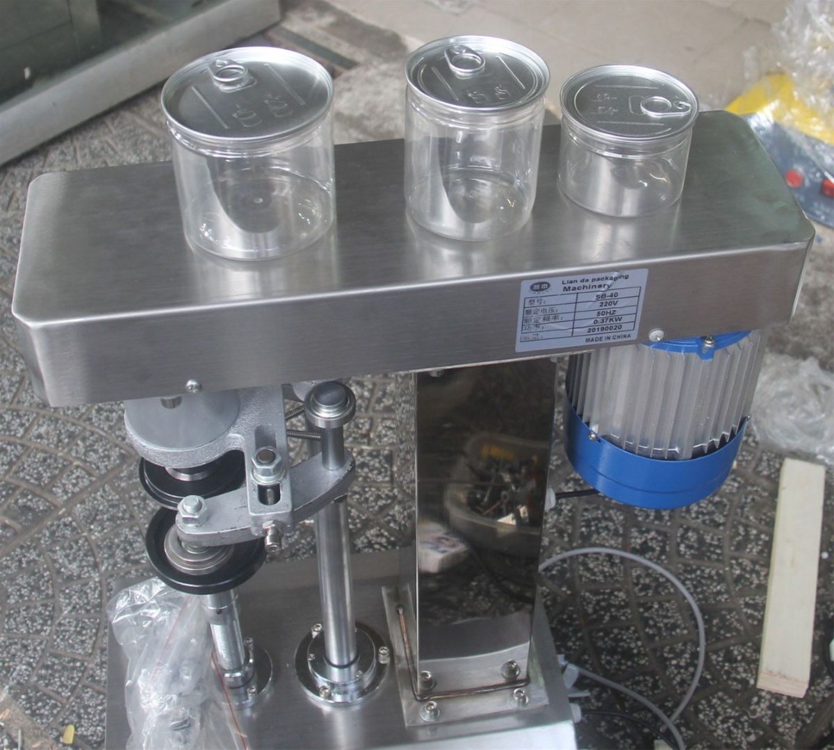 Máy viền mí lon Máy viền mí lon