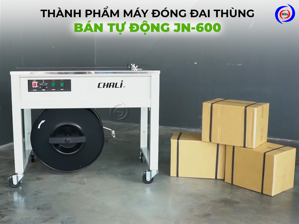 Thành phẩm của máy đóng đai bán tự động JN-600 Thành phẩm của máy đóng đai bán tự động JN-600
