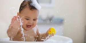 Loại sữa nào tăng cường hệ miễn dịch cho bé tốt nhất hiện nay?