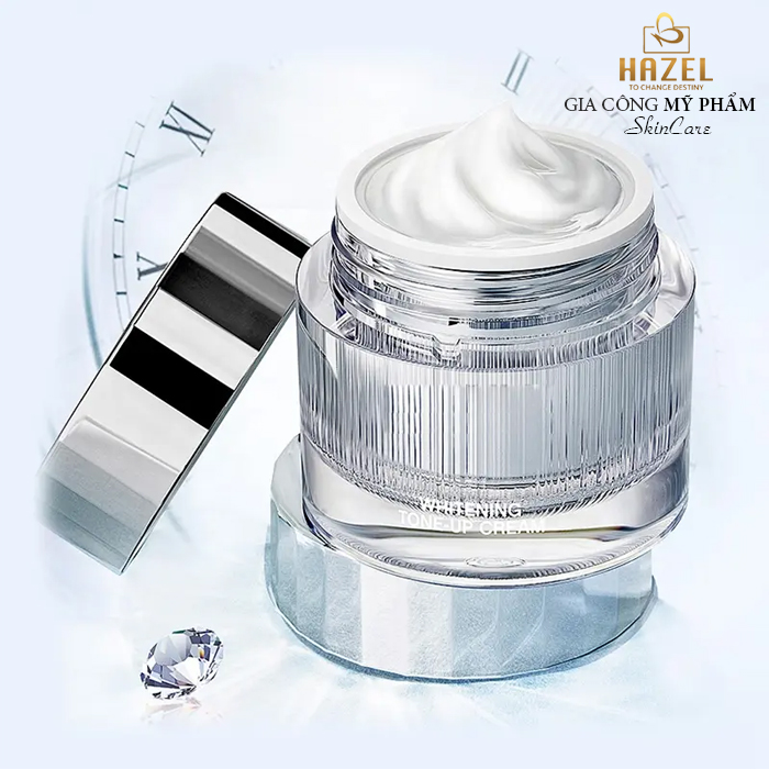 Gia công kem vi dưỡng collagen tái tạo da: Gia công mỹ phẩm HAZEL Gia công kem vi dưỡng collagen tái tạo da: Gia công mỹ phẩm HAZEL