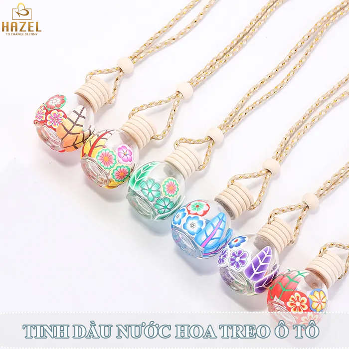 Gia công tinh dầu nước hoa treo xe hơi thơm lâu chống say- Nhà máy mỹ phẩm HAZEL Gia công tinh dầu nước hoa treo xe hơi thơm lâu chống say- Nhà máy mỹ phẩm HAZEL