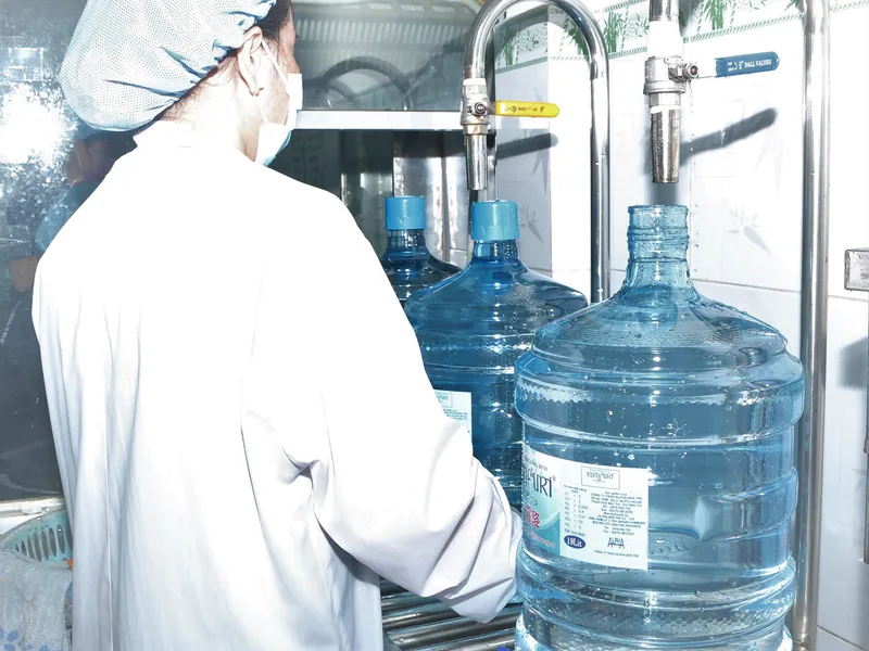 Nước uống đóng bình vòi KIRIFURI 19 lít Bến Tre