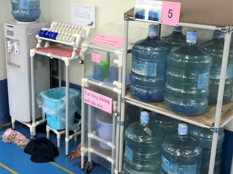 Nước uống đóng bình vòi KIRIFURI 19 lít Bến Tre