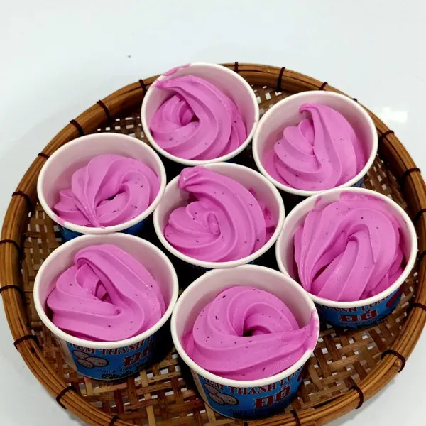 Kem thanh long tươi 