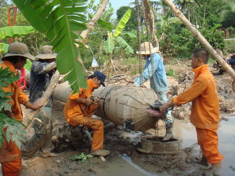 Kỹ thuật khoan kéo ống ngầm thực hiện thi công lắp đặt ống qua đường