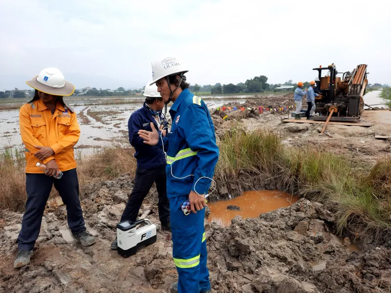 Using directional drilling & underground technology instead of ditching
