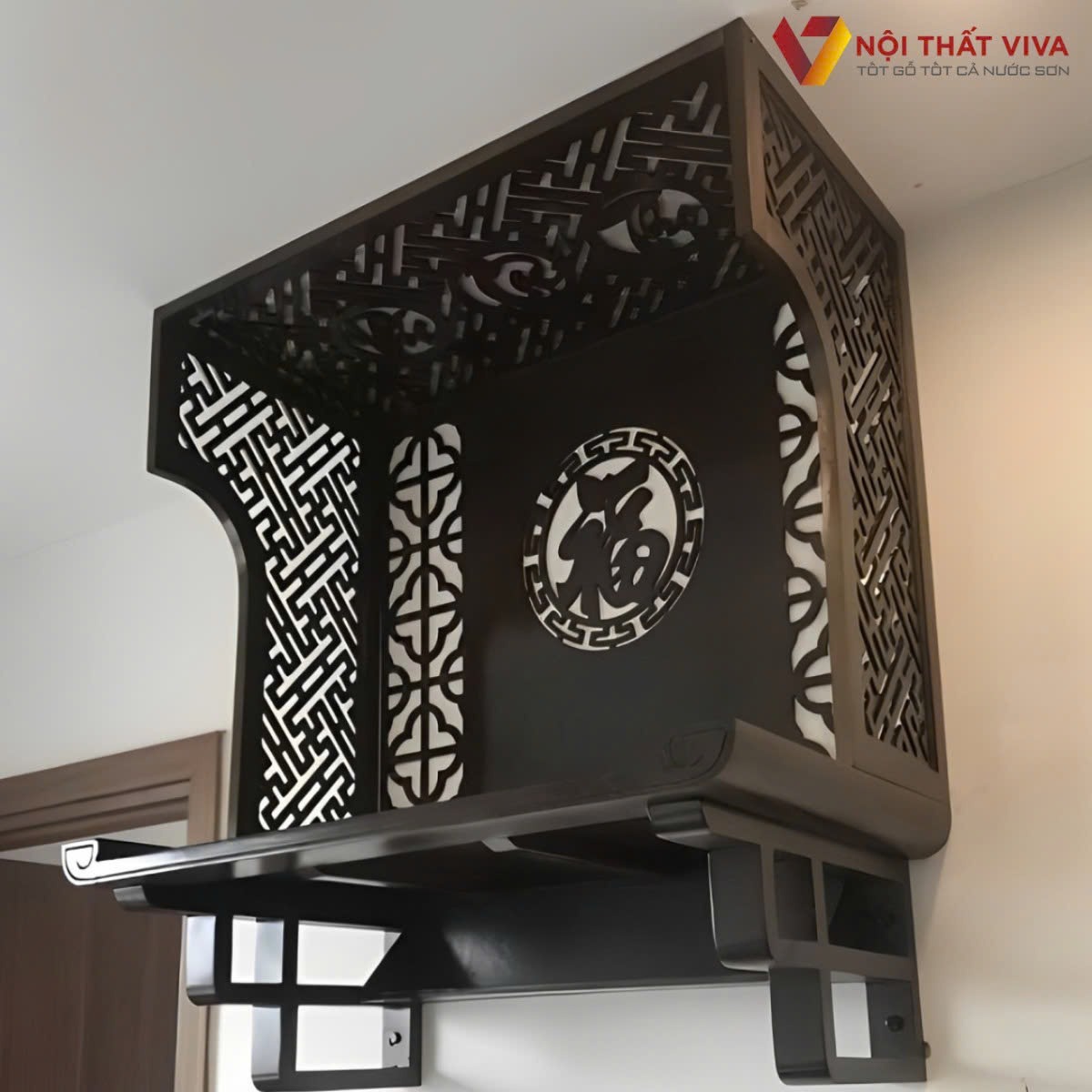 10+ Mẫu Bàn thờ treo tường 1m2 đẹp, đơn giản, tối ưu trong mọi không gian 10+ Mẫu Bàn thờ treo tường 1m2 đẹp, đơn giản, tối ưu trong mọi không gian