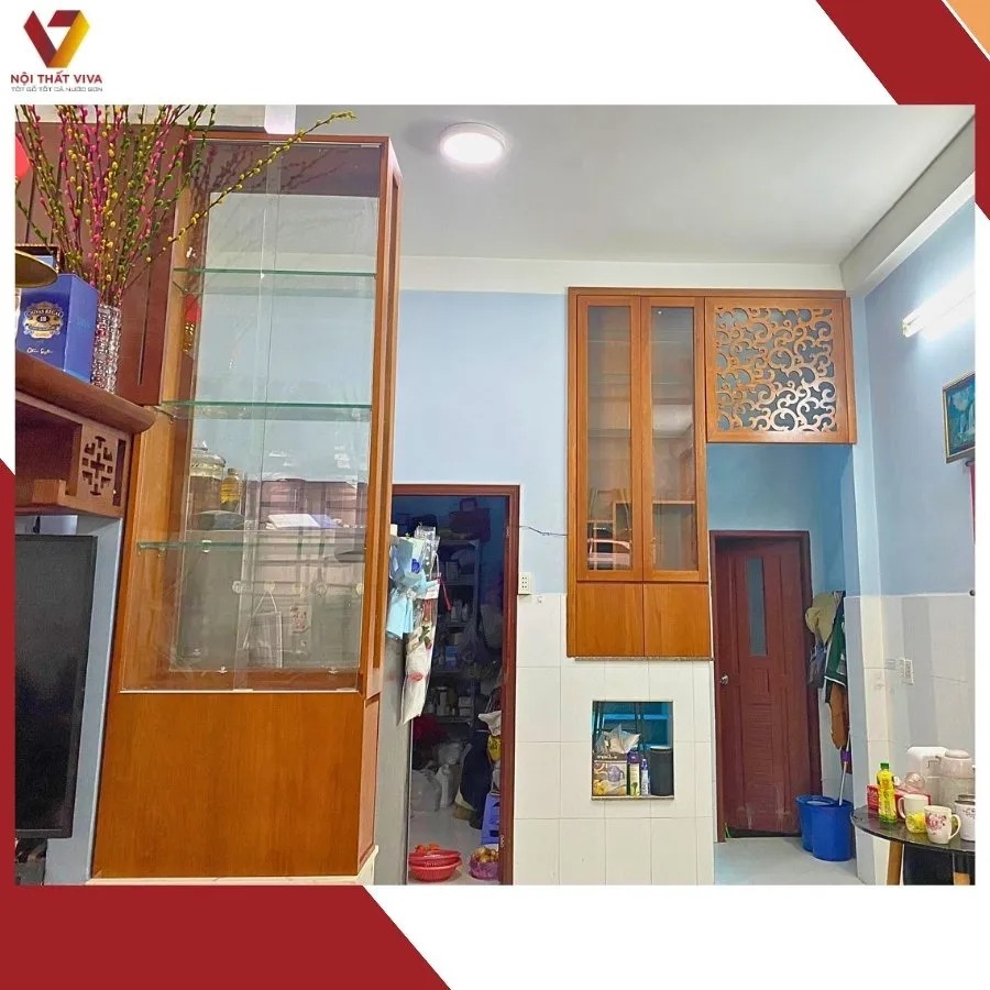 Top 6 tủ rượu cánh kính đẹp nhất, sang trọng và tiện dụng cho phòng khách