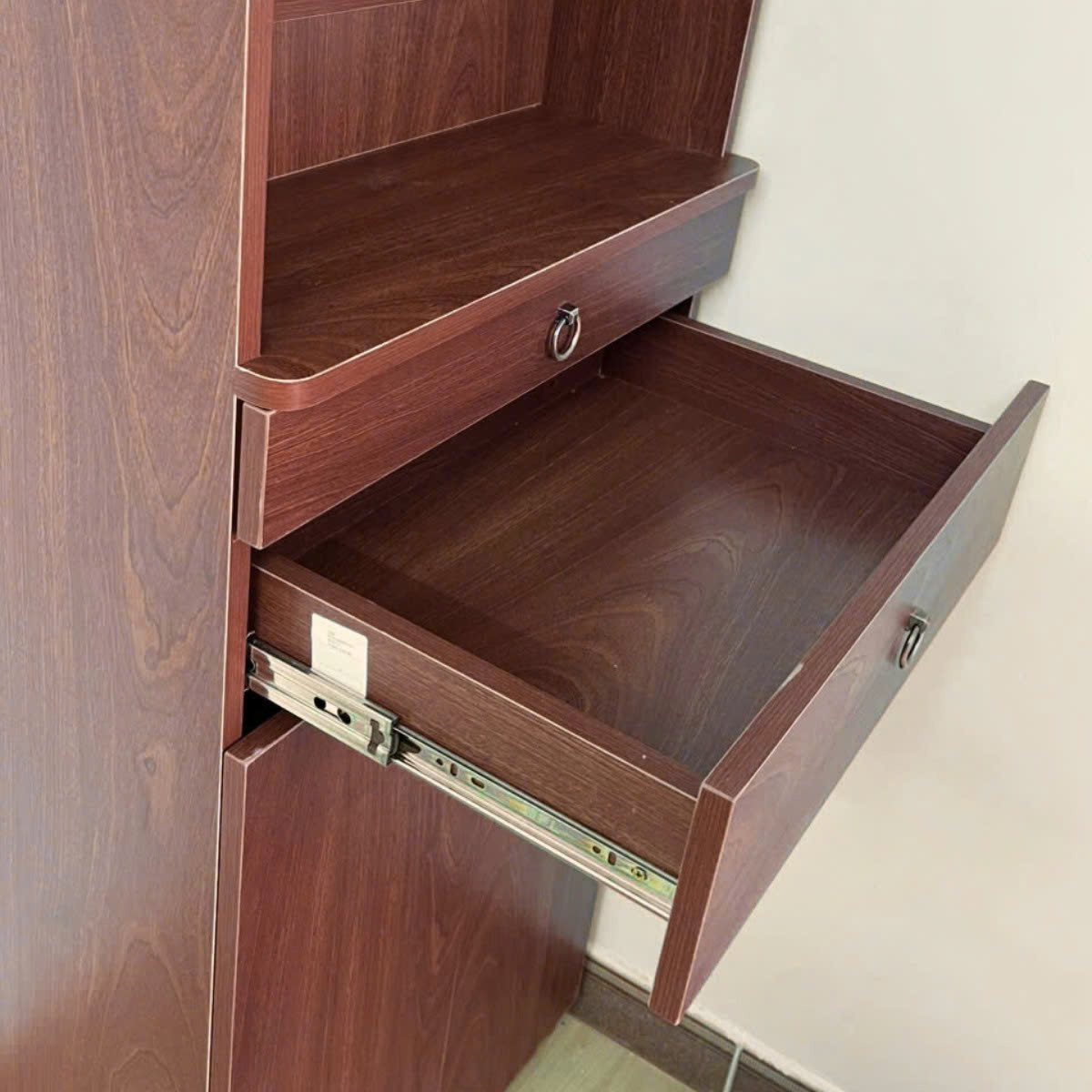 Nên hay không nên chọn tủ thờ gỗ MDF? Góc nhìn thực tế cho gia đình việt