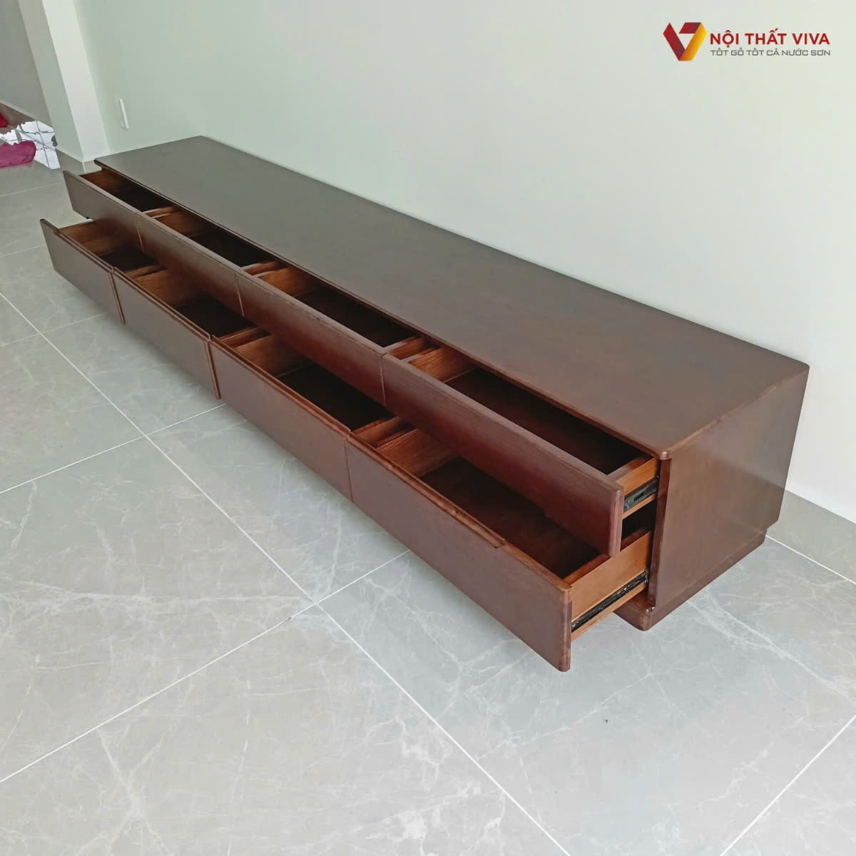 Kệ tivi phòng ngủ nào đẹp? Cách bố trí hợp lý và các mẫu dẫn đầu xu hướng