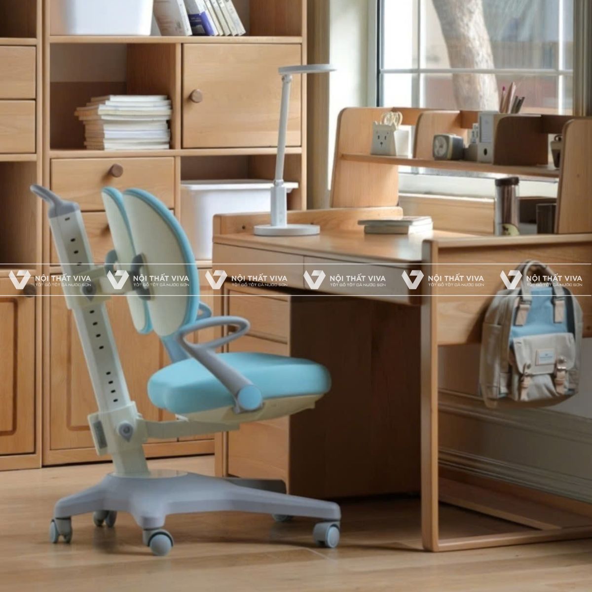 6 Lý do bộ bàn ghế chống gù được phụ huynh thông thái chọn cho con