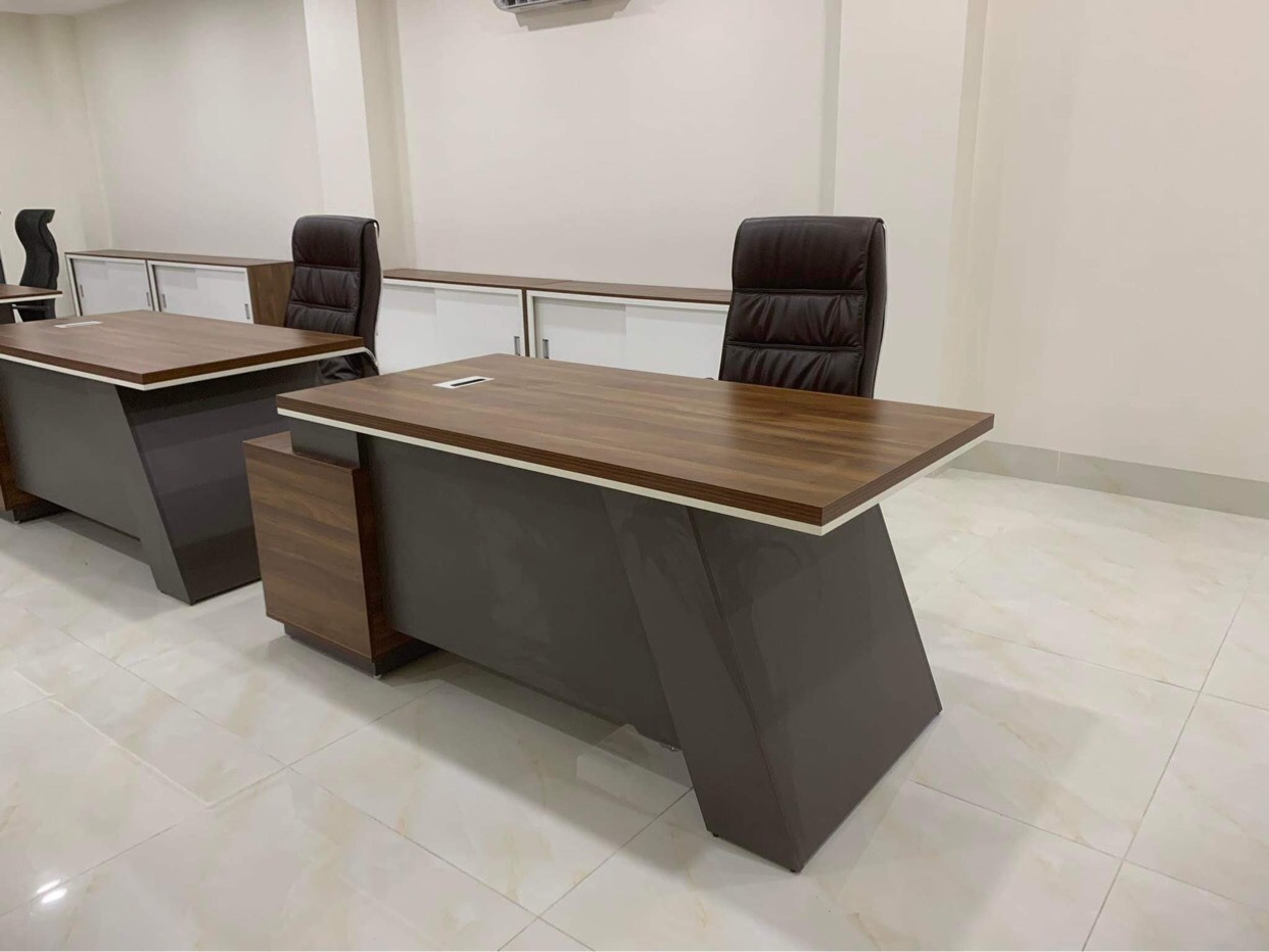 Top 10 mẫu bàn giám đốc cao cấp sang trọng, khẳng định vị thế lãnh đạo 