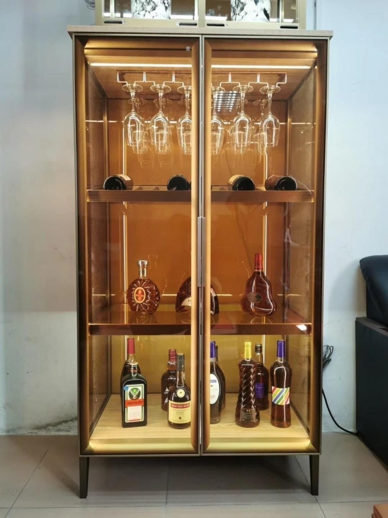Tại sao nên chọn tủ rượu nhôm kính? Ưu nhược điểm & cách chọn chuẩn Tại sao nên chọn tủ rượu nhôm kính? Ưu nhược điểm & cách chọn chuẩn