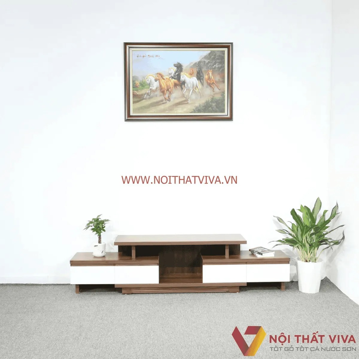 5 Cách sắp xếp và trang trí kệ tivi phòng khách gọn gàng, thẩm mỹ 5 Cách sắp xếp và trang trí kệ tivi phòng khách gọn gàng, thẩm mỹ