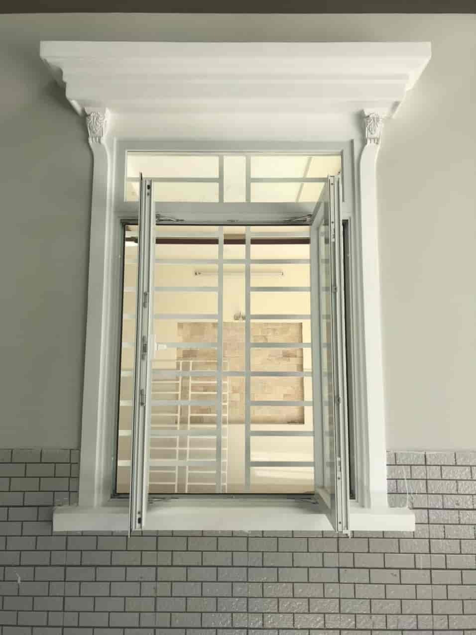 Bản lề chữ A là gì? Ưu điểm, cách lắp đặt và báo giá lề chữ A mới nhất 