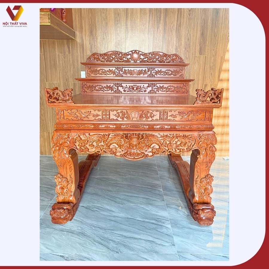 Bàn thờ tổ tiên nên chọn kích thước nào? Gợi ý mẫu đẹp, hợp xu hướng 