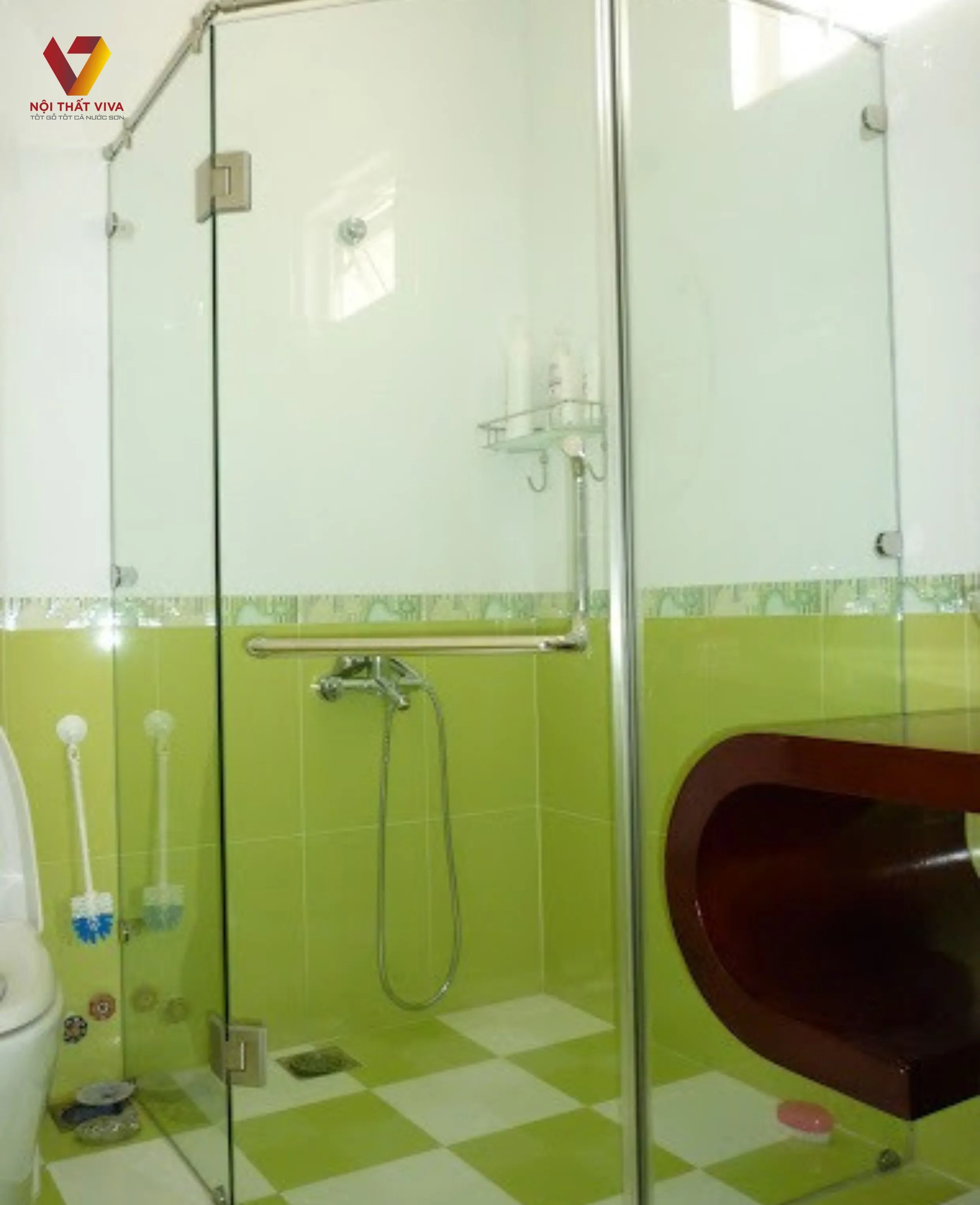Báo giá vách kính nhà tắm tại TPHCM uy tín, tiện nghi, đẹp khó rời mắt