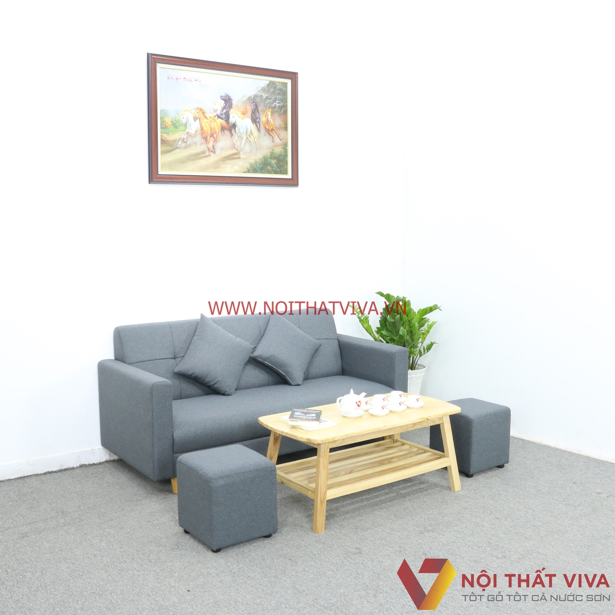 Bộ bàn ghế sofa mini nỉ màu xám: Không gian nhỏ có thể trở nên tiện nghi và đẳng cấp hơn với bộ bàn ghế sofa mini nỉ màu xám. Với thiết kế nhỏ gọn, màu sắc trang nhã và chất liệu thân thiện với môi trường, bộ sofa này sẽ làm bạn hài lòng với không gian sống động và sang trọng.