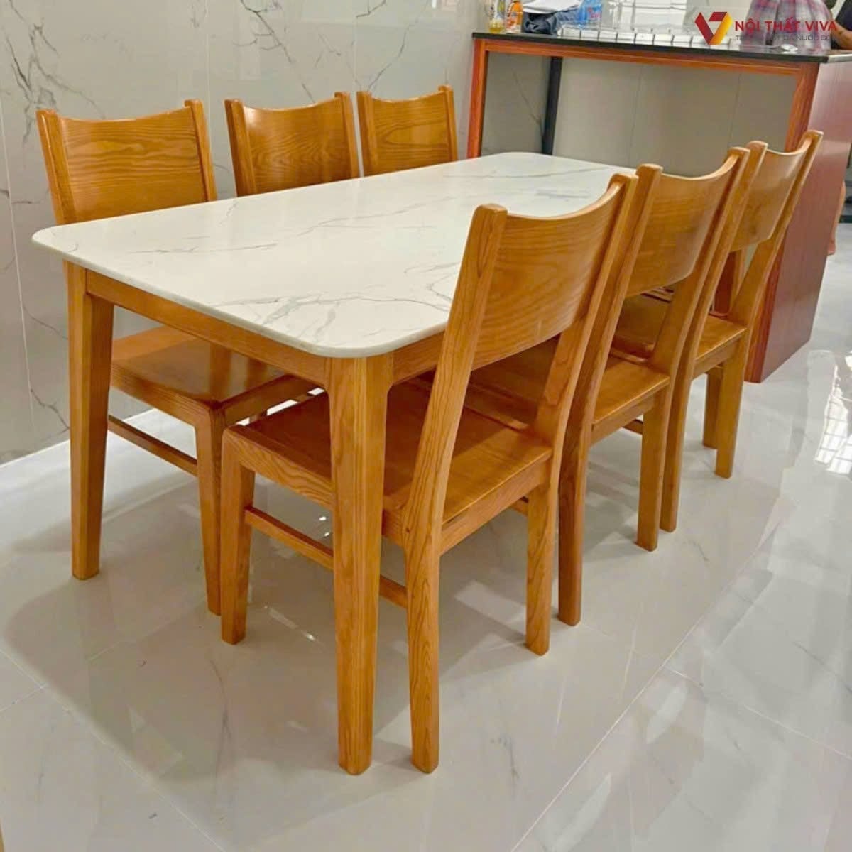 Top c&aacute;c mẫu b&agrave;n ăn gỗ sồi gi&aacute; rẻ đẹp, bền, được y&ecirc;u th&iacute;ch