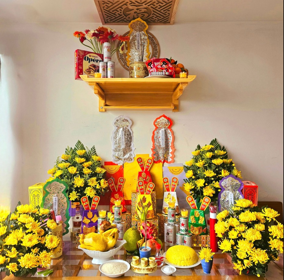 C&aacute;ch b&agrave;y tr&iacute; b&agrave;n thờ treo tường ng&agrave;y Tết đ&uacute;ng chuẩn phong thủy