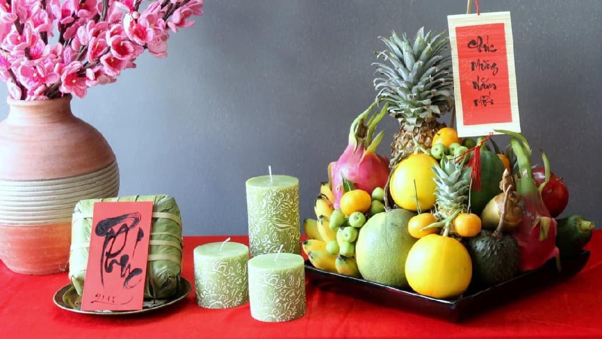 C&aacute;ch b&agrave;y tr&iacute; b&agrave;n thờ treo tường ng&agrave;y Tết đ&uacute;ng chuẩn phong thủy