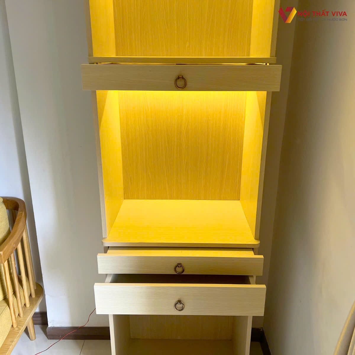 Cách chọn tủ thờ 3 tầng chuẩn phong thủy vừa đẹp, vừa hiện đại