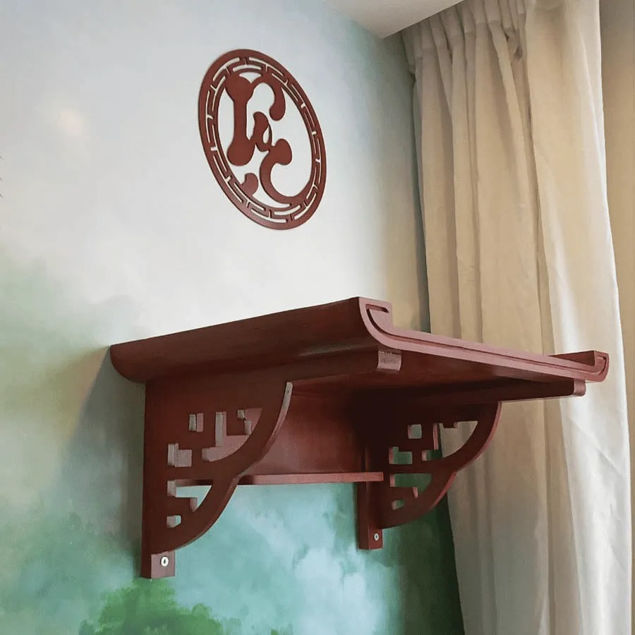Có nên dùng bàn thờ treo tường gỗ mít? Gợi ý các mẫu đẹp, chất lượng cao