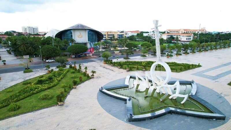 Review chi tiết cửa h&agrave;ng nội thất Bạc Li&ecirc;u uy t&iacute;n, mẫu đẹp, gi&aacute; tốt 
